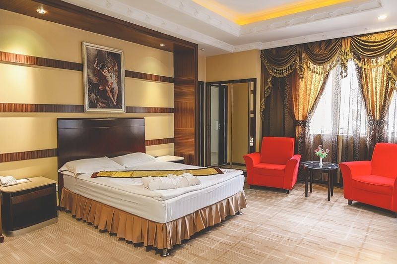 Renion Hills Hotel Almaty Extérieur photo