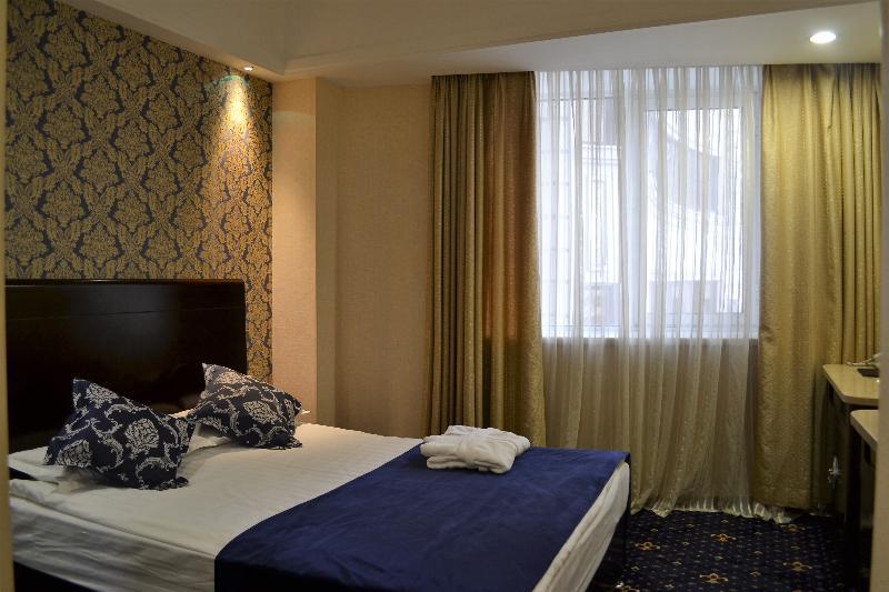 Renion Hills Hotel Almaty Extérieur photo