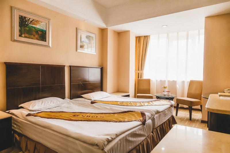 Renion Hills Hotel Almaty Extérieur photo