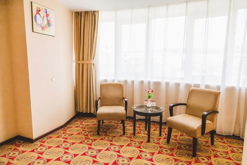Renion Hills Hotel Almaty Extérieur photo