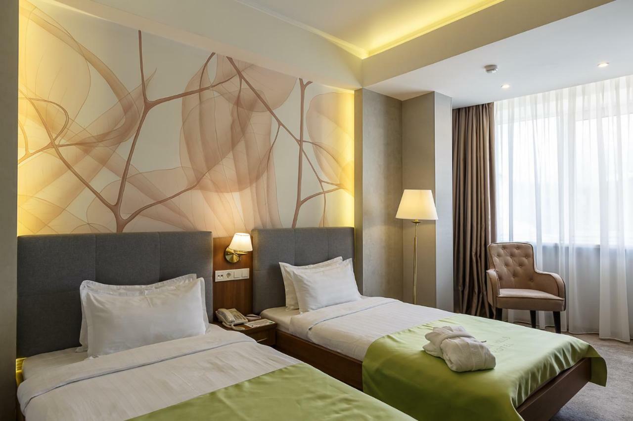 Renion Hills Hotel Almaty Extérieur photo