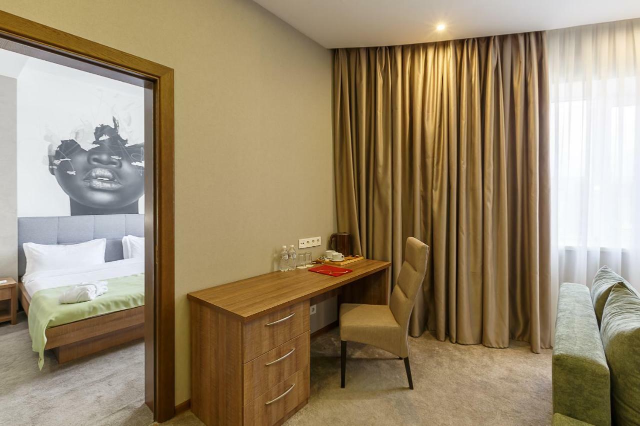 Renion Hills Hotel Almaty Extérieur photo