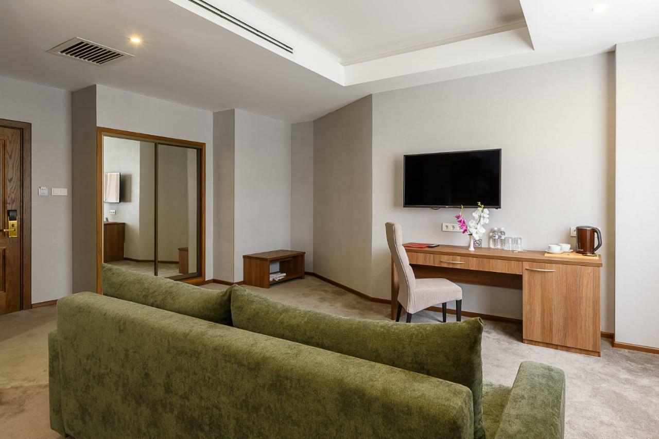 Renion Hills Hotel Almaty Extérieur photo